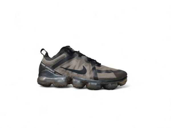 Nike - Air Vapormax. Talla 9.5.