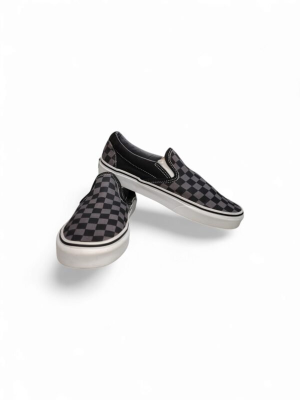 Vans - Tenis de skate sin cordones de gamuza en relieve unisex. Talla 6 H, 7.5M. - Imagen 2