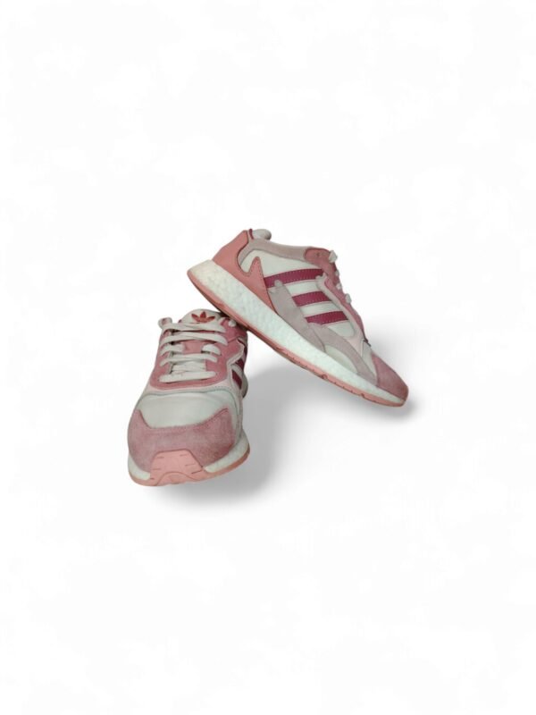 Adidas fuego para mujer. Talla 7.5 - Imagen 2