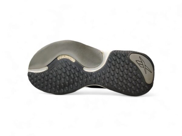 Reebok Hiit TR 20. Talla 7.5 - Imagen 4