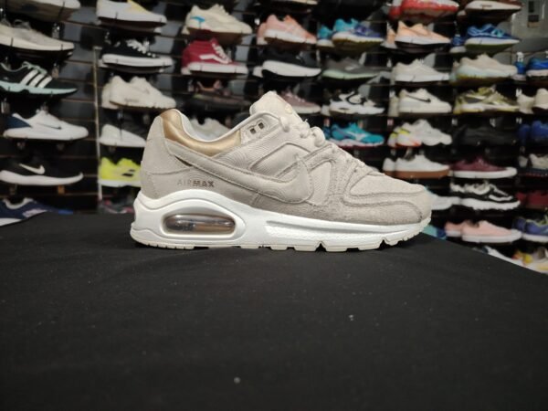 Nike airMax Command. Talla 6.5