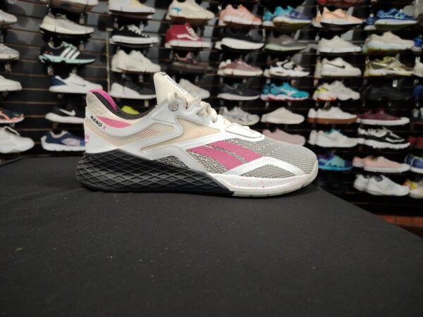 Rebooks Nano. Talla 10