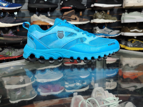 K Swiss. Talla 7