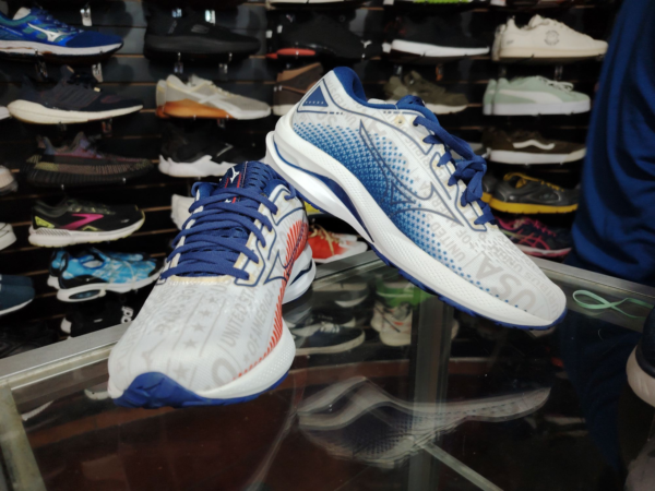 Mizuno. Talla 7.5 - Imagen 2