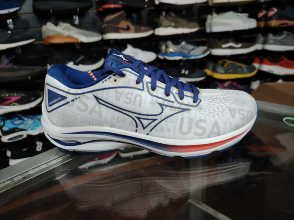 Mizuno. Talla 7.5