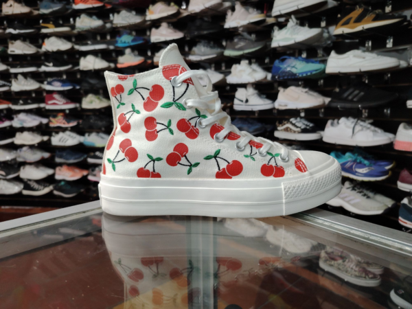 Converse-All Star. Talla 9