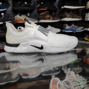 Nike. Talla 8.5