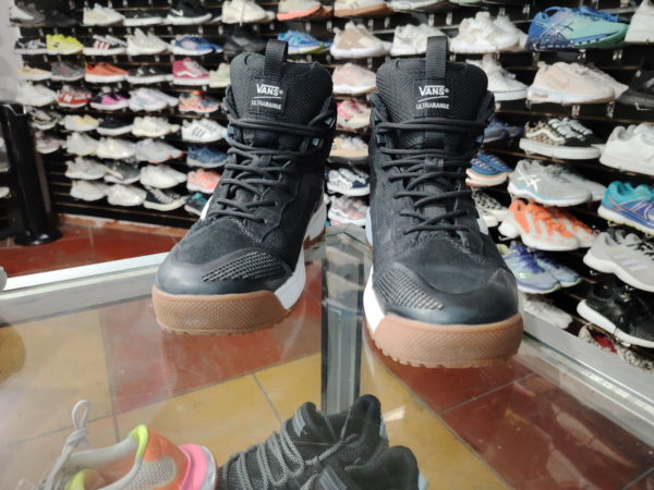 Vans Unisex, Talla 9H, 10.5 M - Imagen 2
