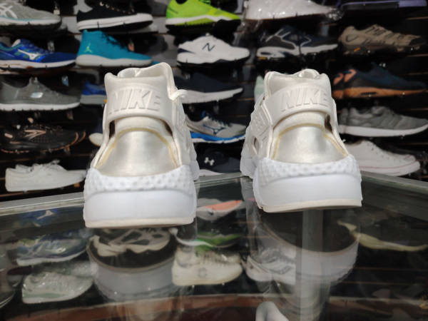 Nike Huarache. Talla 7 - Imagen 3
