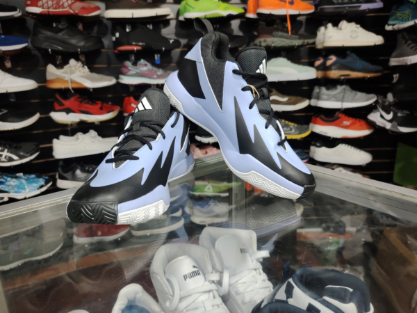 Adidas para basketball. Talla 6 - Imagen 2
