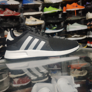 Adidas. Talla 9