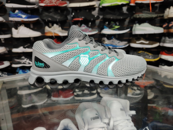 KSwiss Tube Confort 200. Talla 10