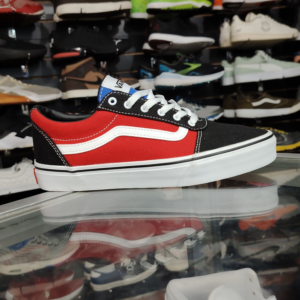 Vans Ward. Talla 5