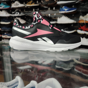 Reebok. Talla 6