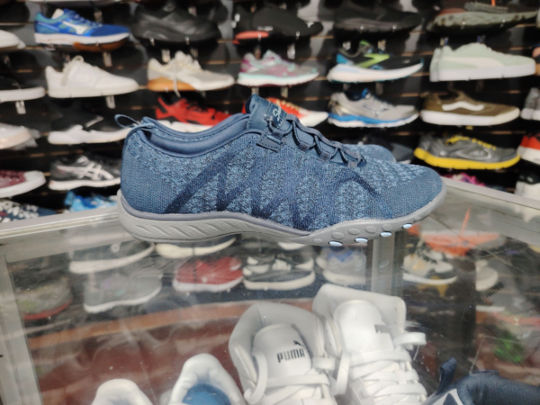 Skechers relaxed Fit. talla 6.5