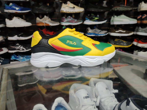 Fila. Talla 9