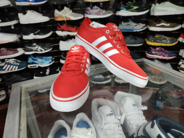 Adidas AdiEase Red. Talla 8.5 - Imagen 2