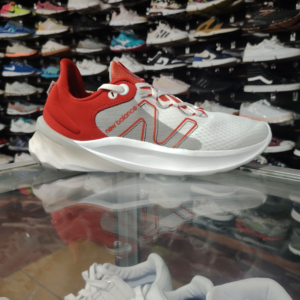 New Balance. Talla 10.5