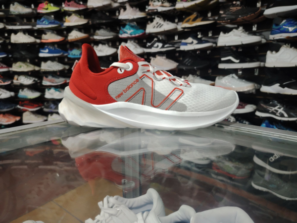 New Balance. Talla 10.5
