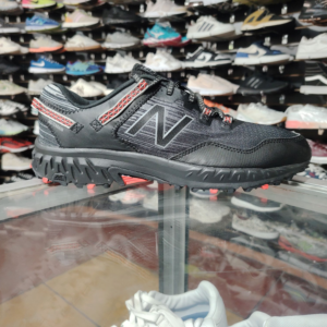 New Balance 410 V6. Talla 11