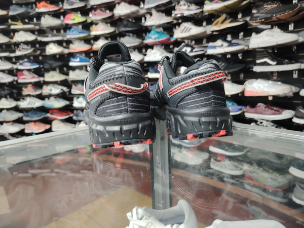 New Balance 410 V6. Talla 11 - Imagen 3