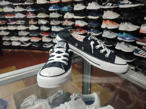 Converse. Talla 10 - Imagen 2