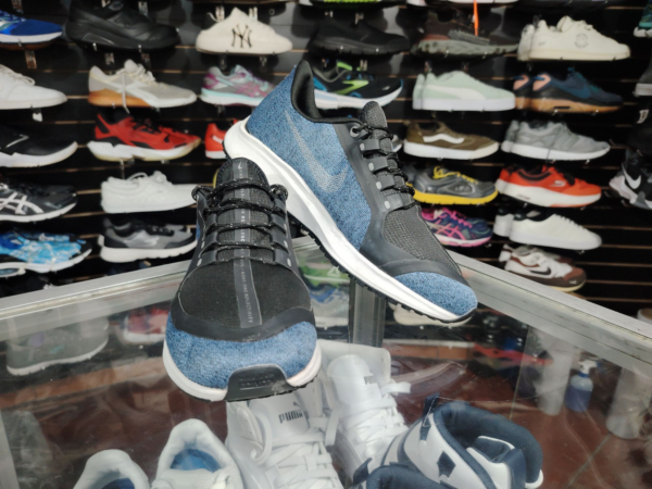 Nike Air zoom Pegasus. Talla 7 - Imagen 2