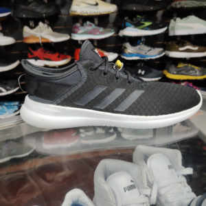 Adidas Cloudfoam. Talla 9.5