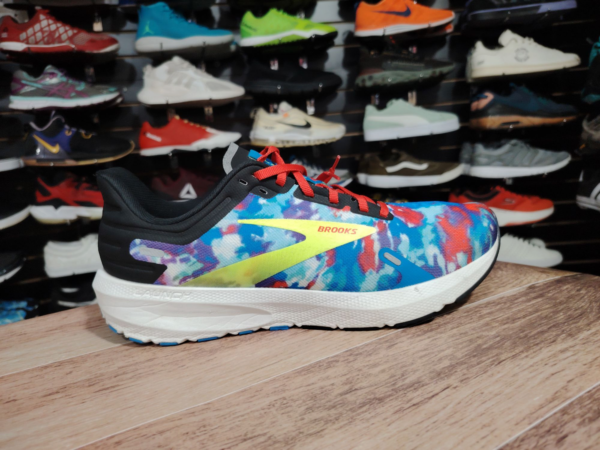Brooks Talla 11