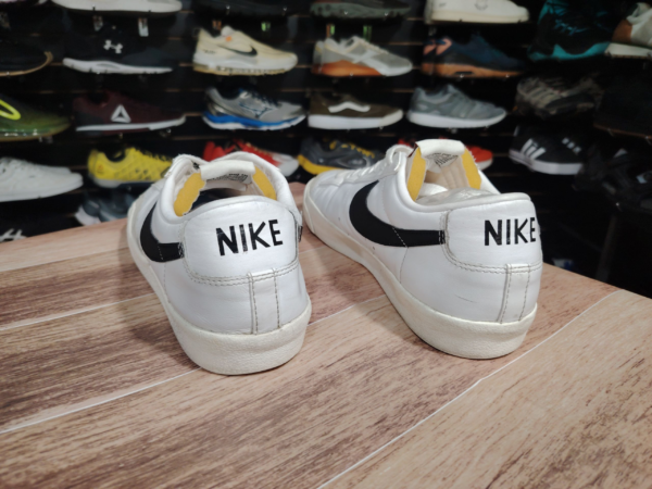 Nike. Talla 12 - Imagen 3