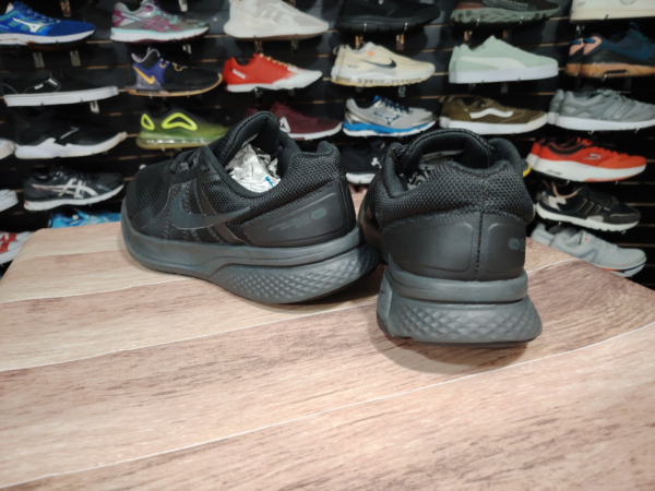 Nike Run Swift2. Talla 10.5 - Imagen 3
