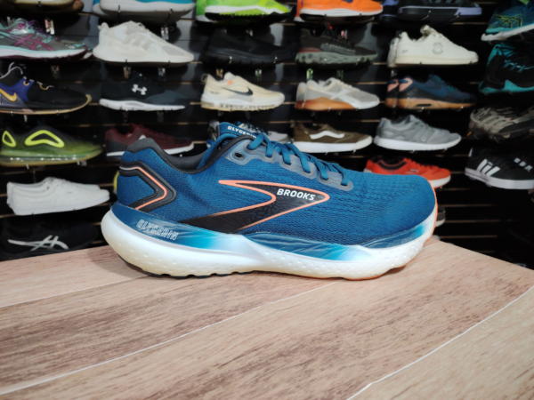 Brooks Talla 13