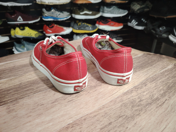 Vans Authentic Red. Talla 9 - Imagen 3