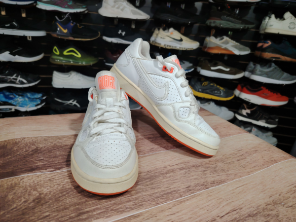 Nike Of Force Low. Talla 6.5 - Imagen 2
