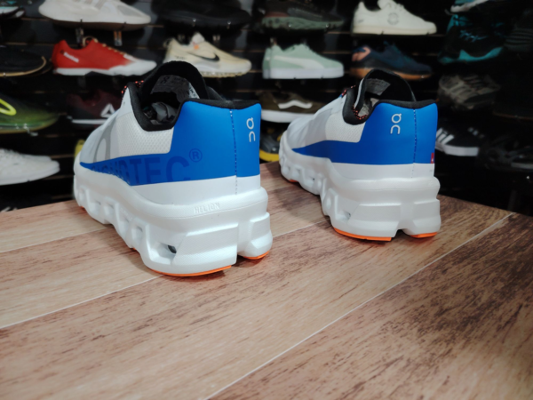 On Cloud Monster. Talla 10 - Imagen 3