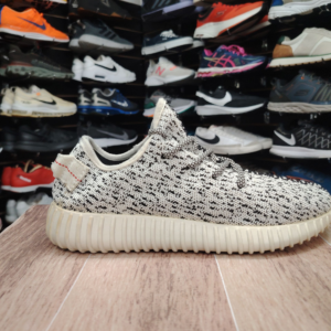 Adidas Yeezy Talla 7.5
