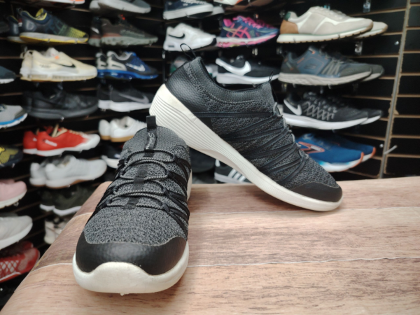 Skechers Talla 8 - Imagen 2