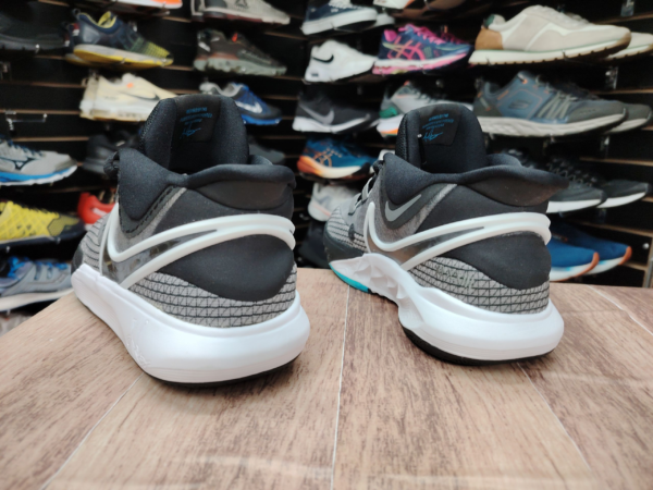 Nike Kyrie - Imagen 3