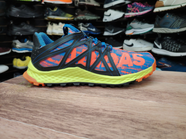 Adidas Bounce Running. Talla 7