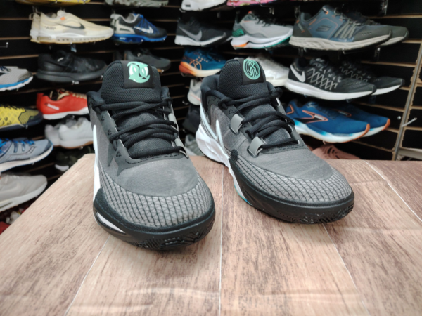 Nike Kyrie - Imagen 2