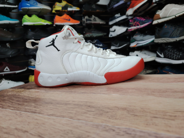Air Jordan Jumpman. Talla 11.5