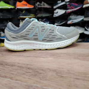 New Balance. Talla 11