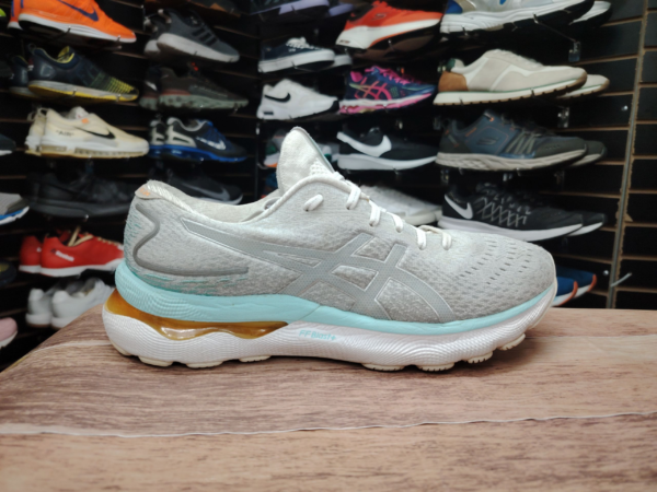 Asics Talla 10