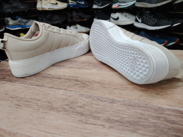 Adidas Bravada. Talla 10