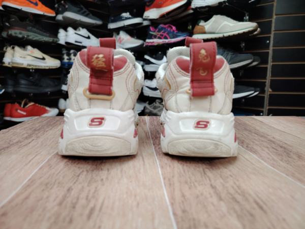 Skechers. Talla 6 - Imagen 3