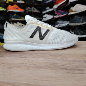 New Balance. Talla 11