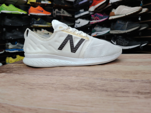 New Balance. Talla 11