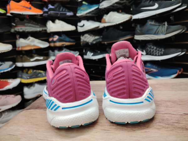 Brooks talla 8 - Imagen 3
