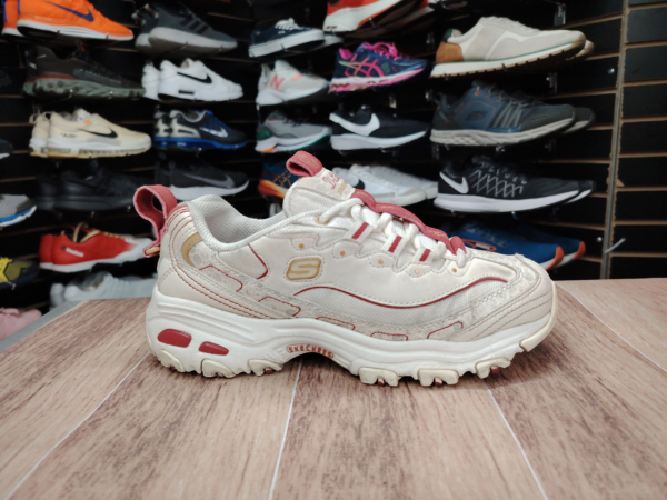 Skechers. Talla 6
