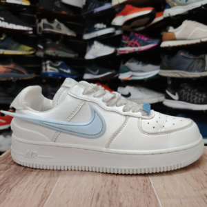 Nike Air Af1. Talla 7.5